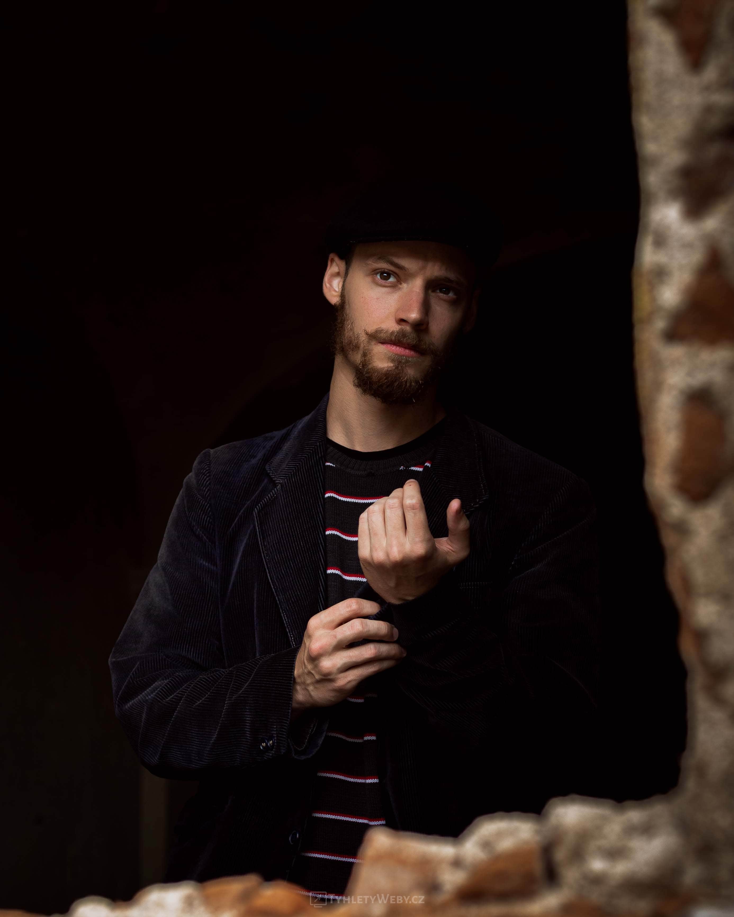 Ota Strnad - říjnové fotografické práce